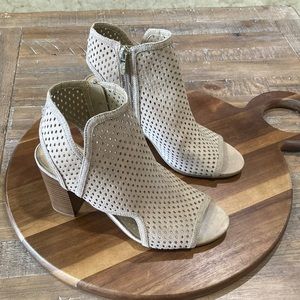 Circus by Sam Edelman Emerson Tan Leather Cut Out Peep Toe Ankle Heel Bootie